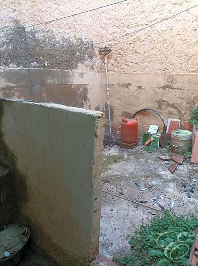 Image No.10-6 Bed Property for sale