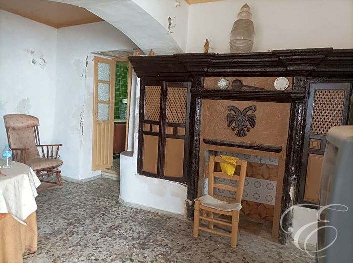 Image No.4-6 Bed Property for sale