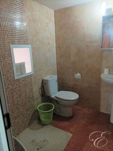 Image No.7-6 Bed Property for sale