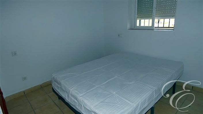 Image No.16-7 Bed Property for sale