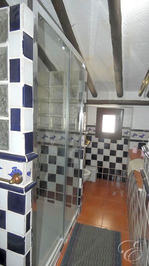 Image No.13-10 Bed Property for sale