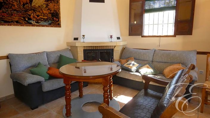 Image No.3-10 Bed Property for sale