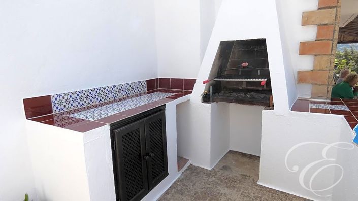 Image No.33-6 Bed Property for sale