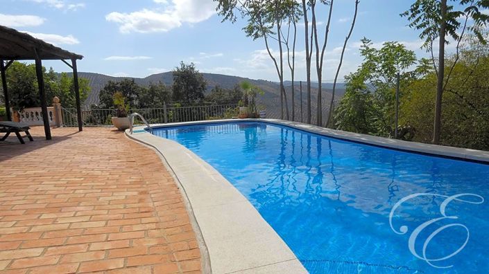 Image No.34-6 Bed Property for sale