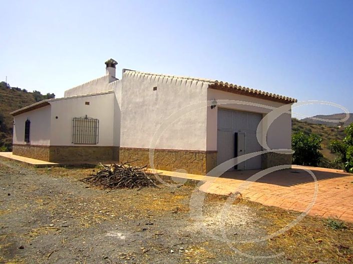 Image No.16-3 Bed Property for sale