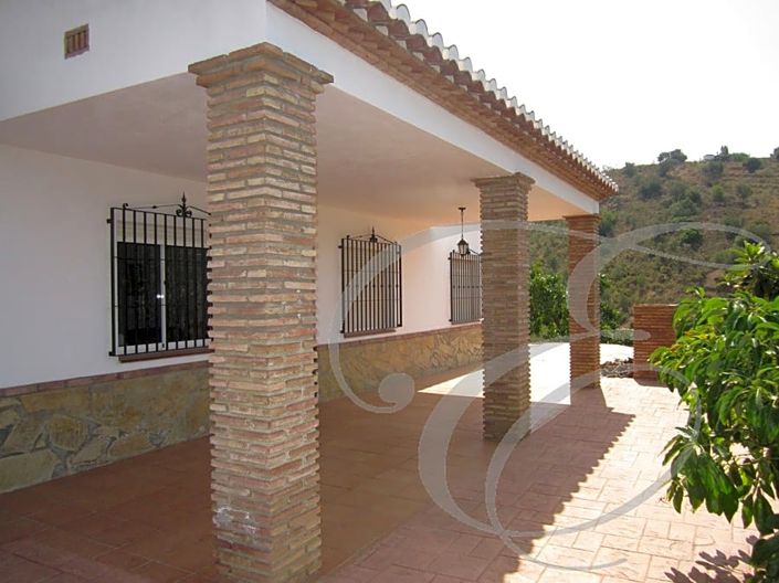 Image No.2-3 Bed Property for sale