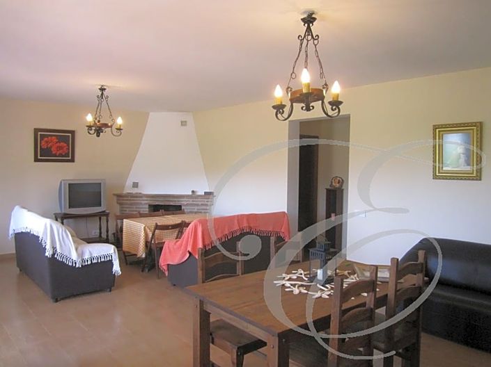 Image No.7-3 Bed Property for sale