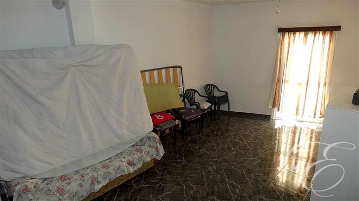 Image No.14-5 Bed Property for sale