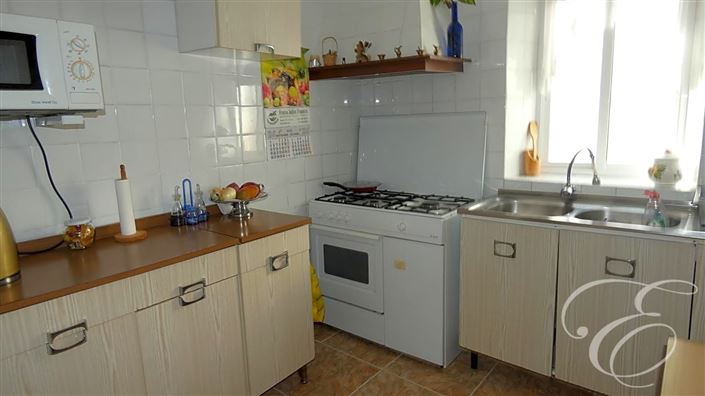 Image No.6-5 Bed Property for sale