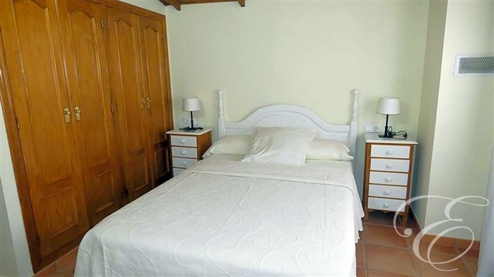 Image No.16-Propriété de 6 chambres à vendre à Iznájar