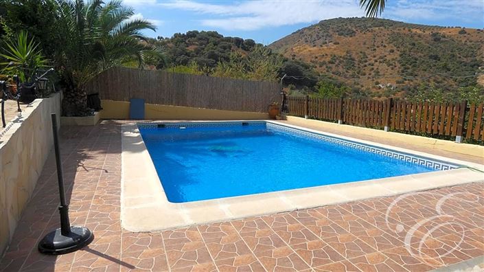 Image No.24-Propriété de 6 chambres à vendre à Iznájar