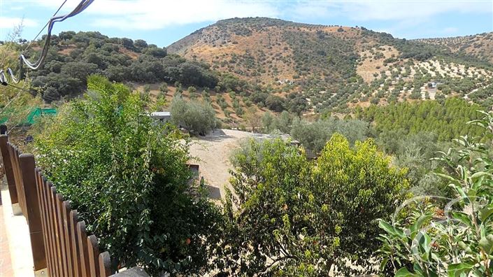 Image No.3-Propriété de 6 chambres à vendre à Iznájar