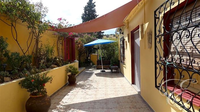 Image No.5-Propriété de 6 chambres à vendre à Iznájar