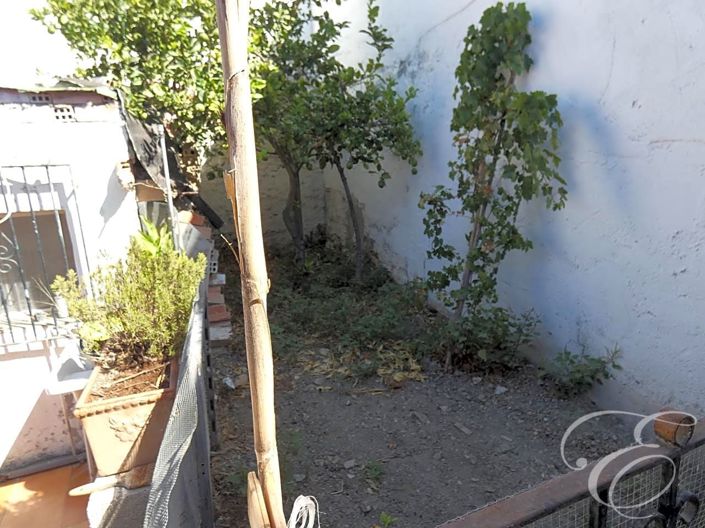 Image No.14-3 Bed Property for sale