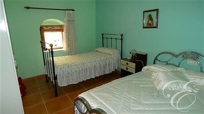 14a8a00d-0003805077