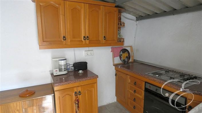 Image No.9-5 Bed Property for sale