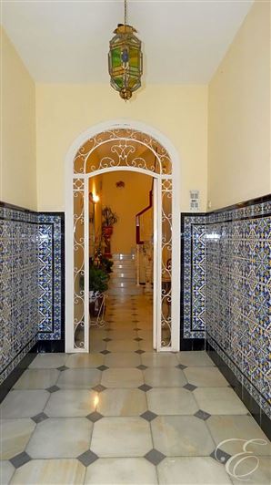 Image No.7-4 Bed Property for sale