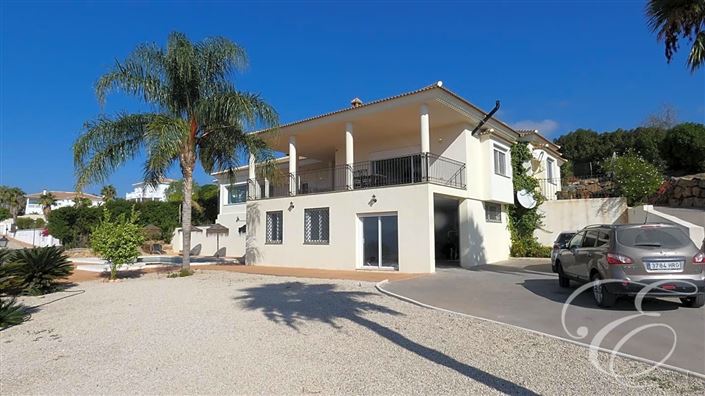 Image No.22-4 Bed Property for sale