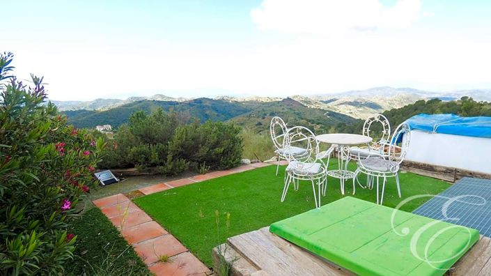 Image No.20-2 Bed Property for sale