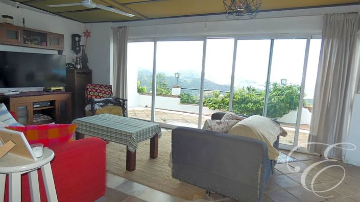 Image No.4-2 Bed Property for sale