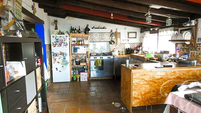 Image No.5-2 Bed Property for sale