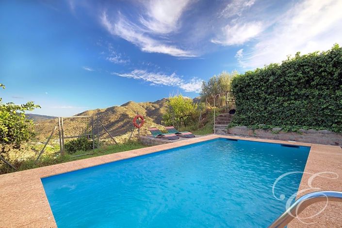 Image No.16-4 Bed Property for sale