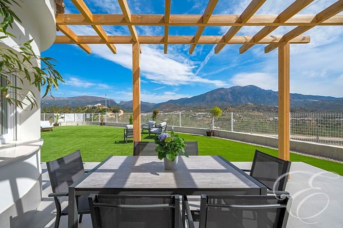 Image No.2-3 Bed Property for sale