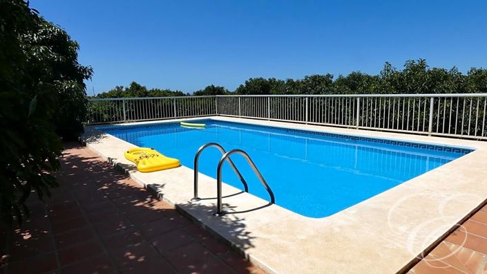 Image No.16-3 Bed Property for sale