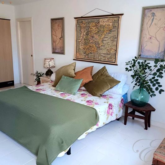 Image No.25-4 Bed Property for sale