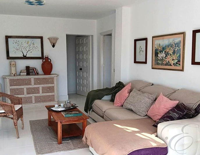 Image No.26-4 Bed Property for sale