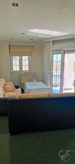 Image No.8-4 Bed Property for sale