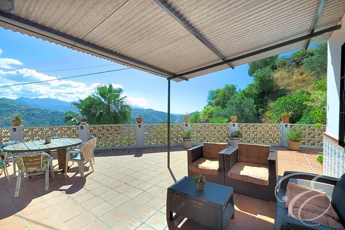 Image No.2-3 Bed Property for sale