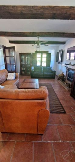 Image No.10-5 Bed Property for sale