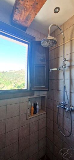 Image No.19-5 Bed Property for sale