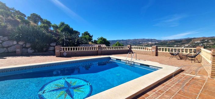 Image No.1-Propriété de 5 chambres à vendre à Vélez-Málaga