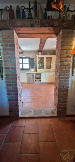 Image No.8-5 Bed Property for sale