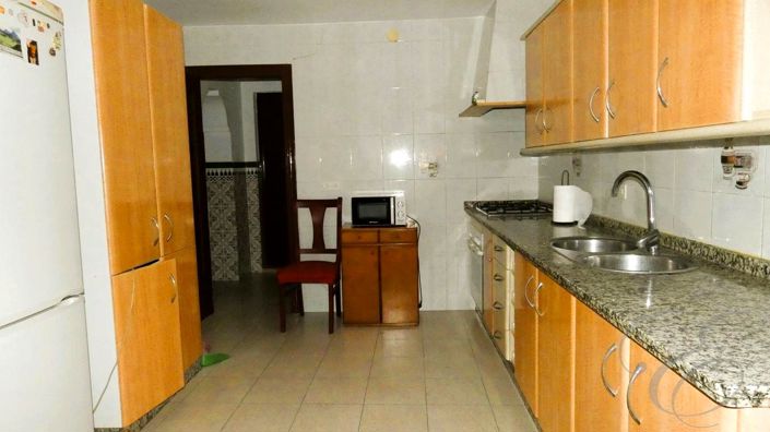 Image No.7-6 Bed Property for sale