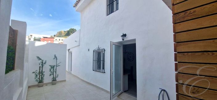 Image No.1-3 Bed Property for sale