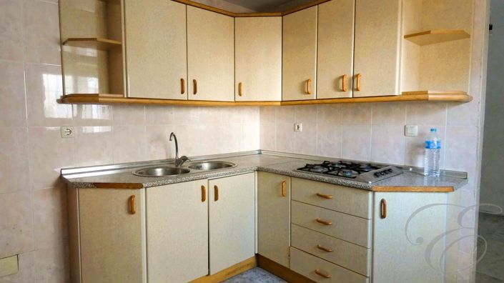 Image No.5-3 Bed Property for sale