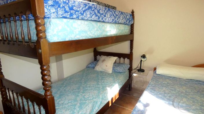 Image No.11-3 Bed Property for sale