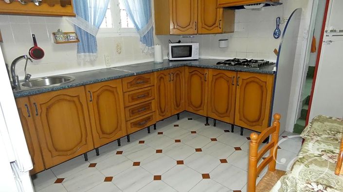 Image No.5-5 Bed Property for sale