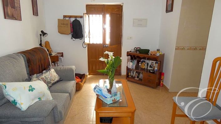 Image No.3-6 Bed Property for sale