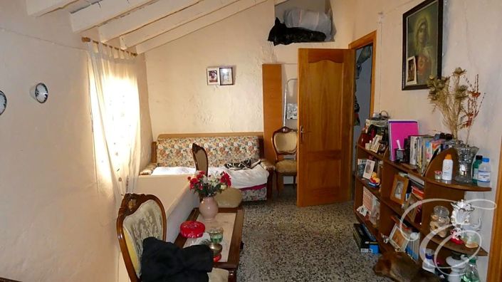 Image No.7-6 Bed Property for sale