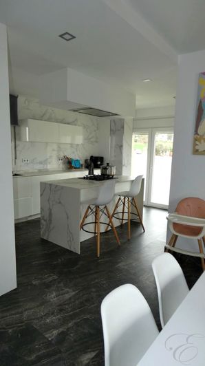 Image No.9-4 Bed Property for sale