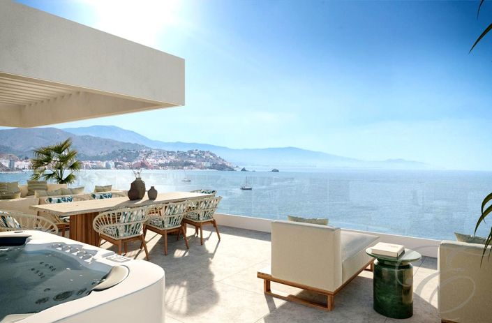 Image No.14-3 Bed Property for sale