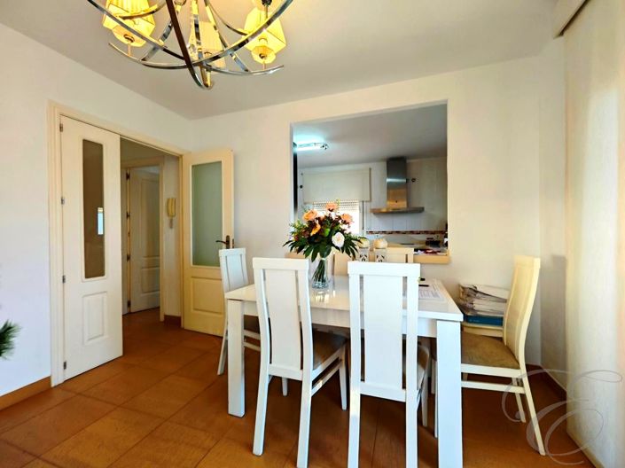 Image No.5-3 Bed Property for sale