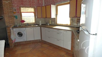 e148fb2a-0003672209