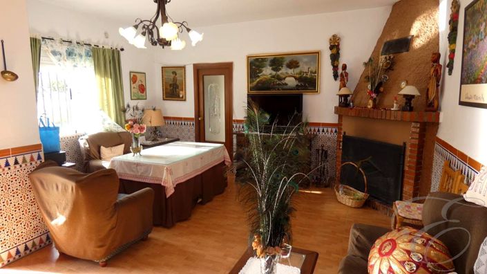 Image No.4-3 Bed Property for sale