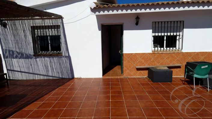 Image No.5-5 Bed Property for sale