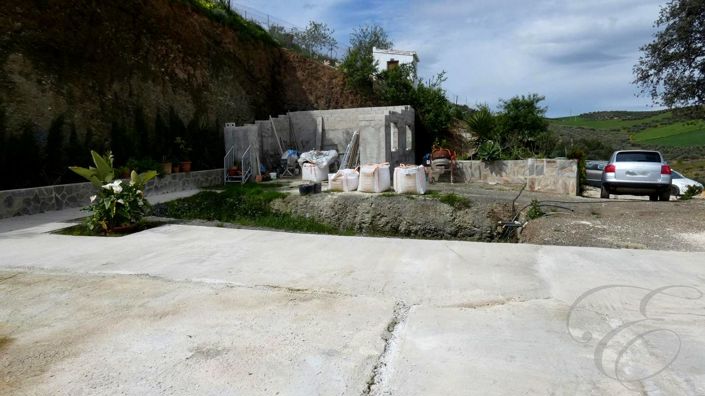 Image No.21-5 Bed Property for sale